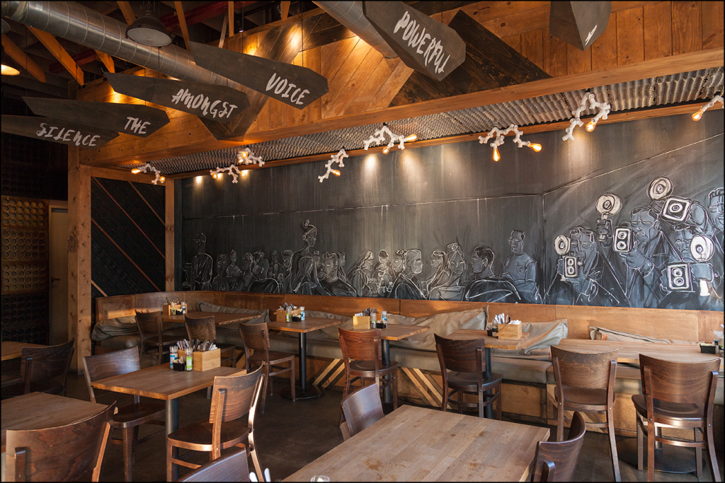 Fratelli’s Cafe interior photo
