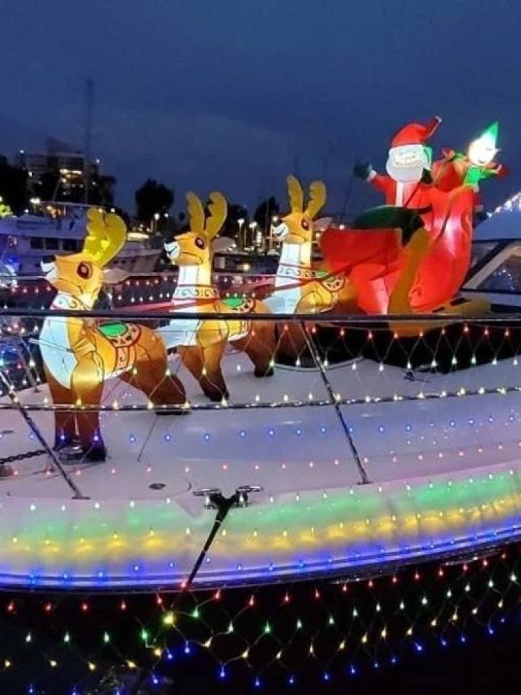 holiday marina del rey boat parade